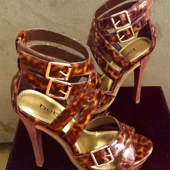 BEBE ESTELLE HIGH HEEL - Picture 1 of 1